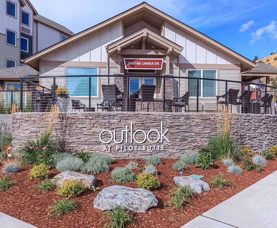 Outlook At Pilot Butte